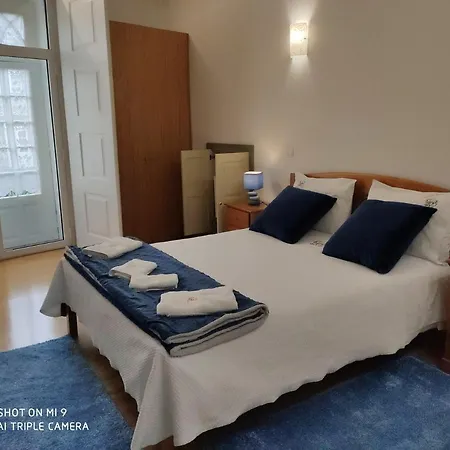 Local F&b 4* 吉马良斯