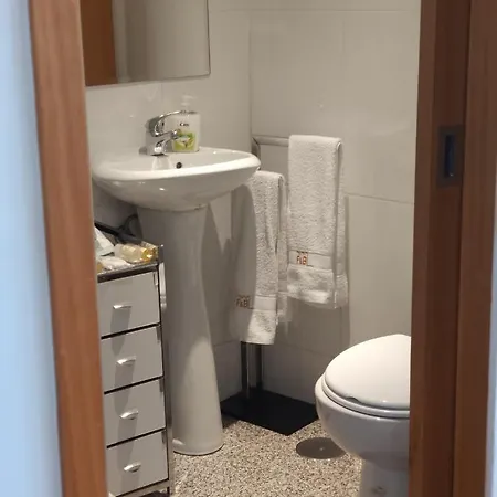 Local F&b Vendégház 4*