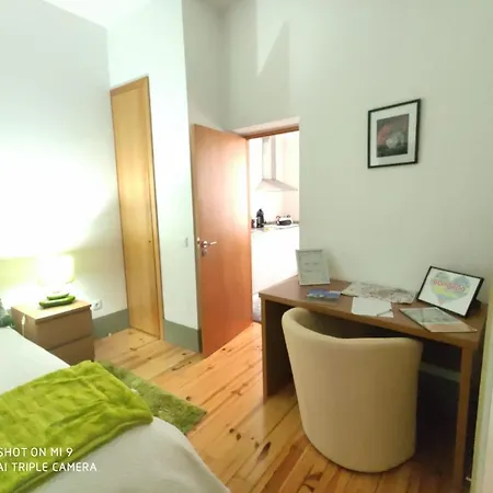 Local F&b Vendégház Guimarães