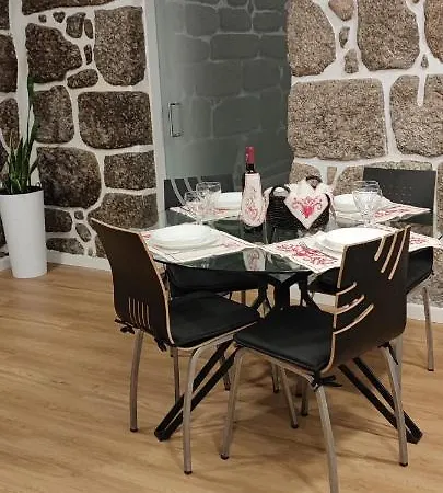 Local F&b בית הארחה