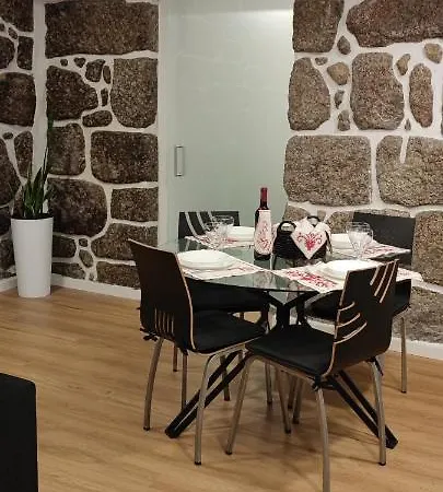 招待所 Local F&b 吉马良斯