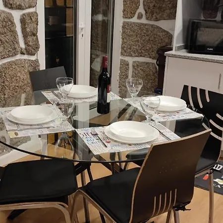 Local F&b 吉马良斯