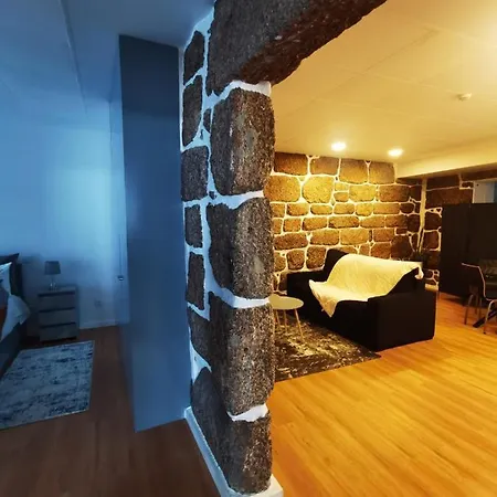 Local F&b Vendégház 4*