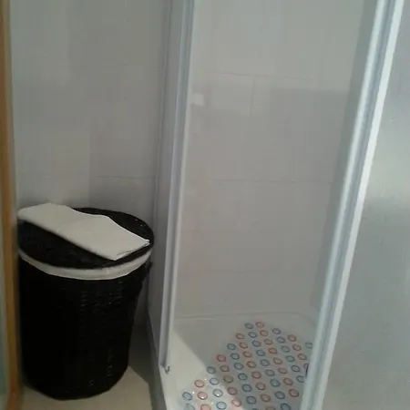 招待所 Local F&b 4*