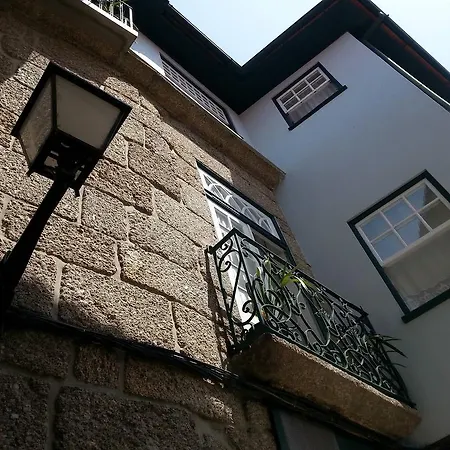 Local F&b 吉马良斯