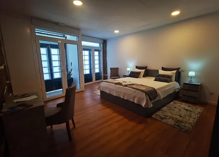 Local F&b גימראייש