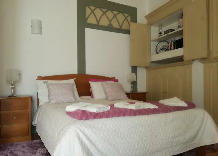 Local F&b בית הארחה גימראייש